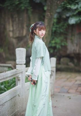 新梅瓶1一5集在线观看_在线视频免费观看