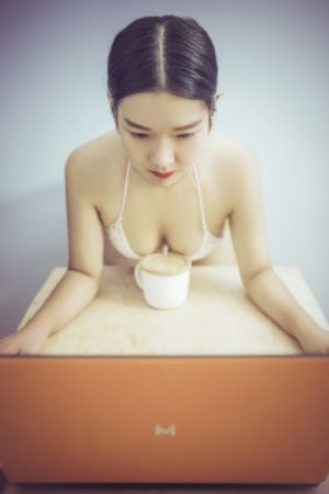 《熊出没之过年》大电影_BD韩语全集免费观看