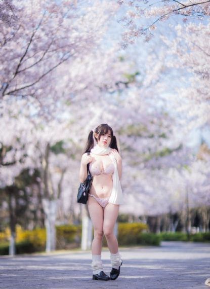 julia ann在线播放_国产剧动漫免费观看