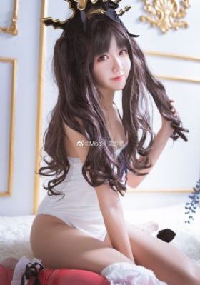 总裁跪趴高h秘书攻被打屁股_快播高清无删减WWW