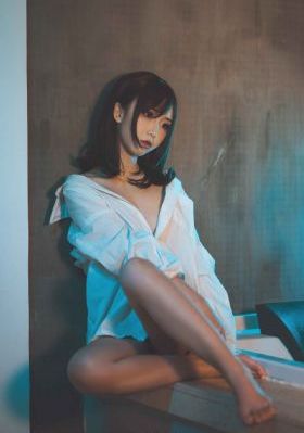 湘香女王玩奴视频vk_蓝光高清完整版